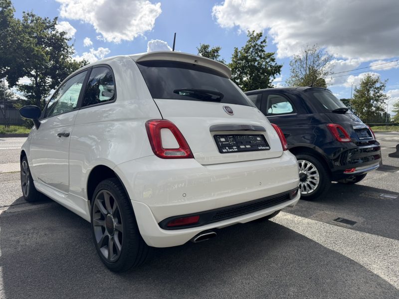 2 stuks van de Fiat 500 face2 nieuw model in benzine