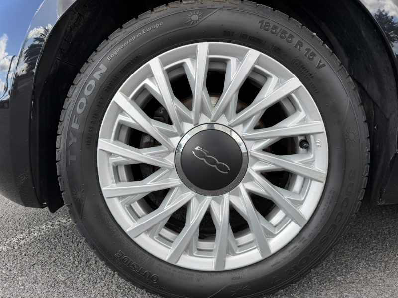 2 stuks van de Fiat 500 face2 nieuw model in benzine